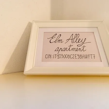 Elm Alley - - Free Wi-fi *