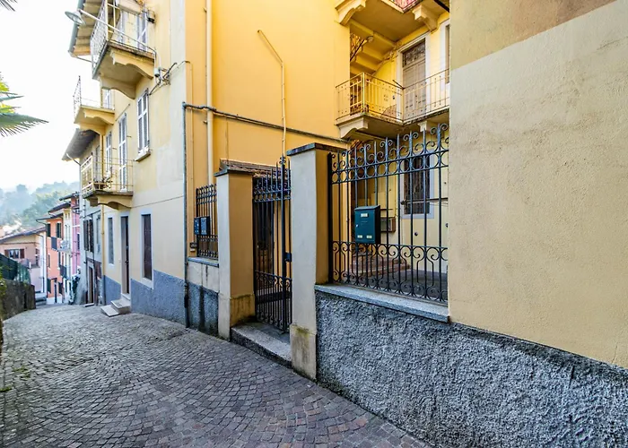 Elm Alley - - Free Wi-fi Baveno